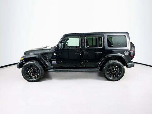 Used 2023 Jeep Wrangler Unlimited Sahara w/ Cold Weather Group AWD/4WD image 4