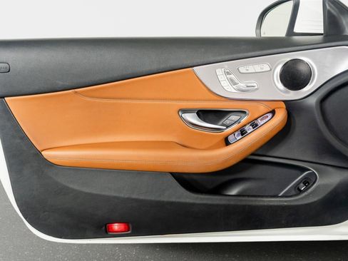 Used 2019 Mercedes-Benz C 300 4MATIC Cabriolet image 41