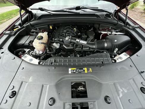 Used 2023 Jeep Grand Cherokee Limited AWD/4WD image 26