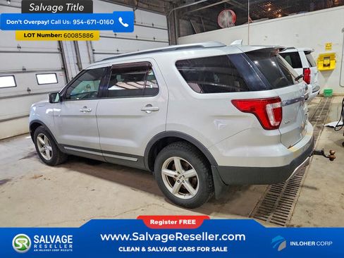 Used 2016 Ford Explorer XLT w/ Equipment Group 202A AWD/4WD image 3