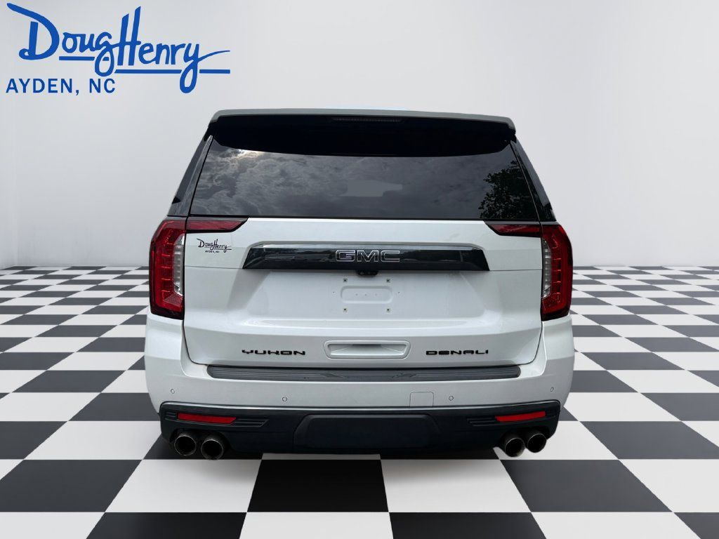 Used 2023 GMC Yukon Denali Ultimate AWD/4WD image 4