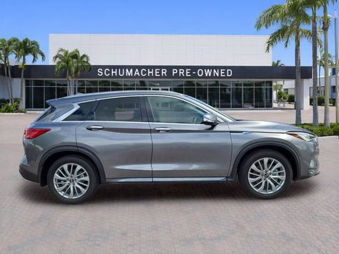 Used 2023 INFINITI QX50 Luxe FWD image 8