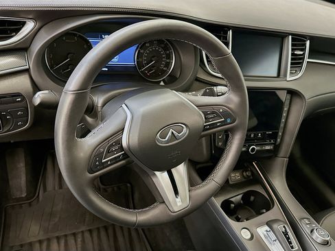 Used 2024 INFINITI QX50 Sport image 18