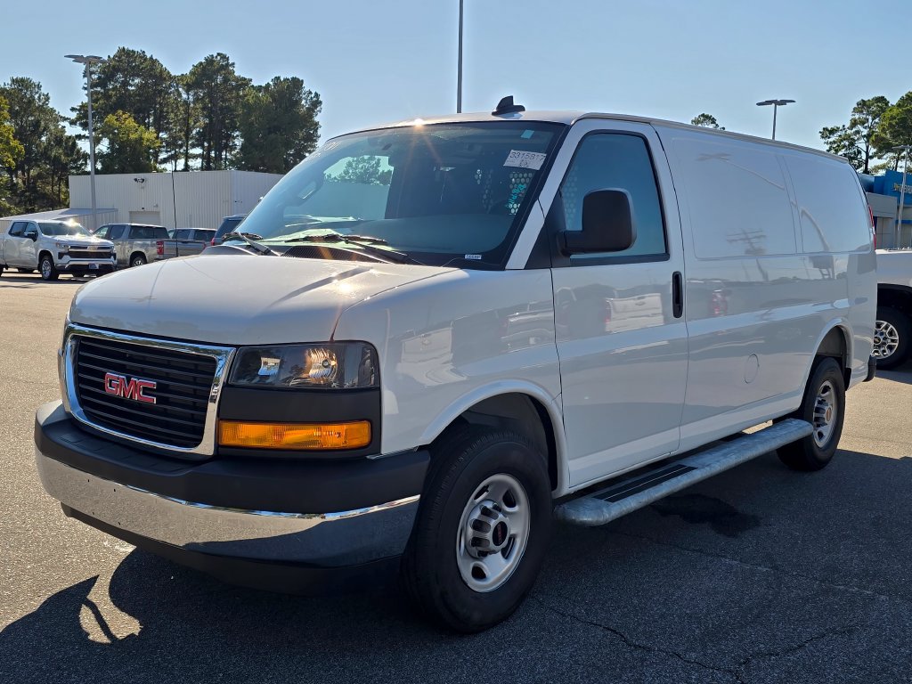 Certified 2025 GMC Savana 2500 w/ Driver Convenience Package RWD image 7