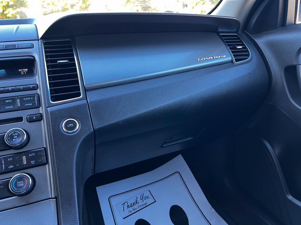 Used 2012 Ford Taurus SEL FWD image 14