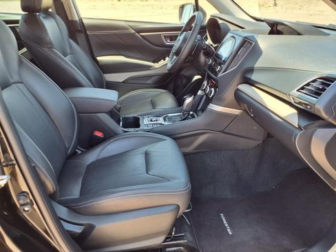 Used 2023 Subaru Forester Limited image 17