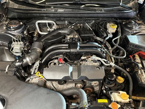 Used 2019 Subaru Legacy 2.5i Premium AWD/4WD image 23
