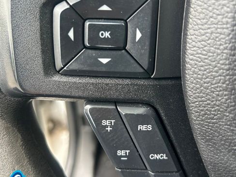 Used 2016 Ford F150 XLT w/ Heavy-Duty Payload Package AWD/4WD image 16