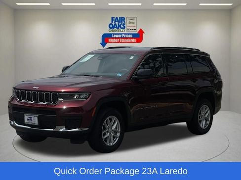 Used 2023 Jeep Grand Cherokee L Laredo w/ Luxury Tech Group I AWD/4WD image 3