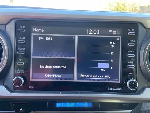 Used 2023 Toyota Tacoma SR5 w/ Technology Package image 20