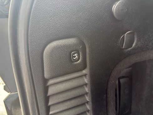 Used 2017 Jeep Grand Cherokee Limited 75th Anniversary AWD/4WD image 9