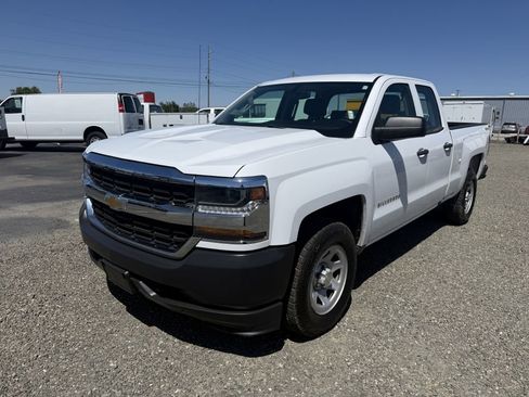 Used 2017 Chevrolet Silverado 1500 W/T AWD/4WD image 2