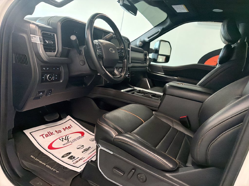 Used 2024 Ford F350 Platinum AWD/4WD image 11