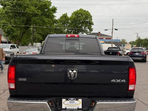 Used 2018 RAM 1500 Classic SLT AWD/4WD image 7