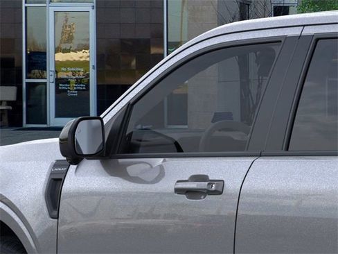 New 2025 Ford Maverick Lariat w/ Black Appearance Package image 21