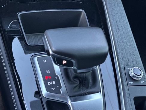 Used 2024 Audi A4 2.0T allroad Premium Plus w/ Premium Plus Package image 19