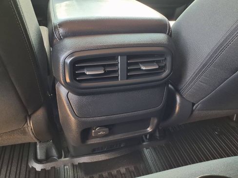 Used 2025 Honda Ridgeline Sport image 13