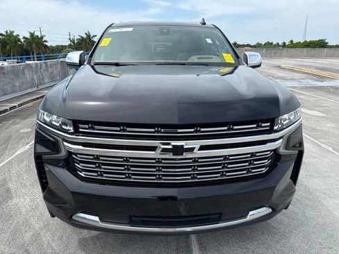 Used 2021 Chevrolet Suburban Premier w/ Premium Package RWD image 17