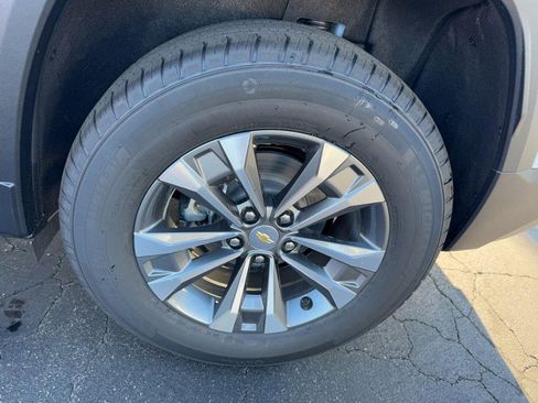 New 2026 Chevrolet Equinox LT image 31