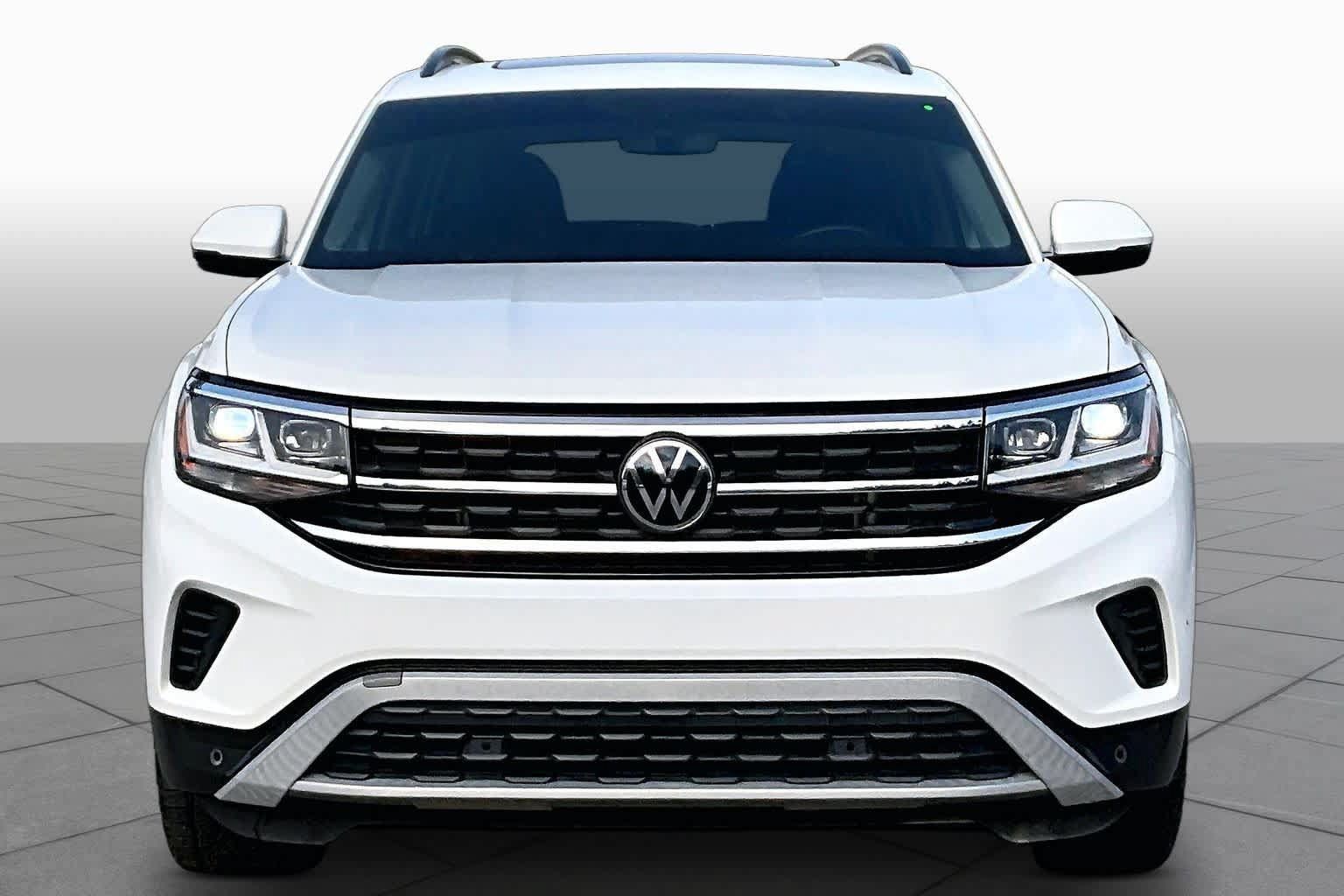 Used 2023 Volkswagen Atlas SE AWD/4WD image 3