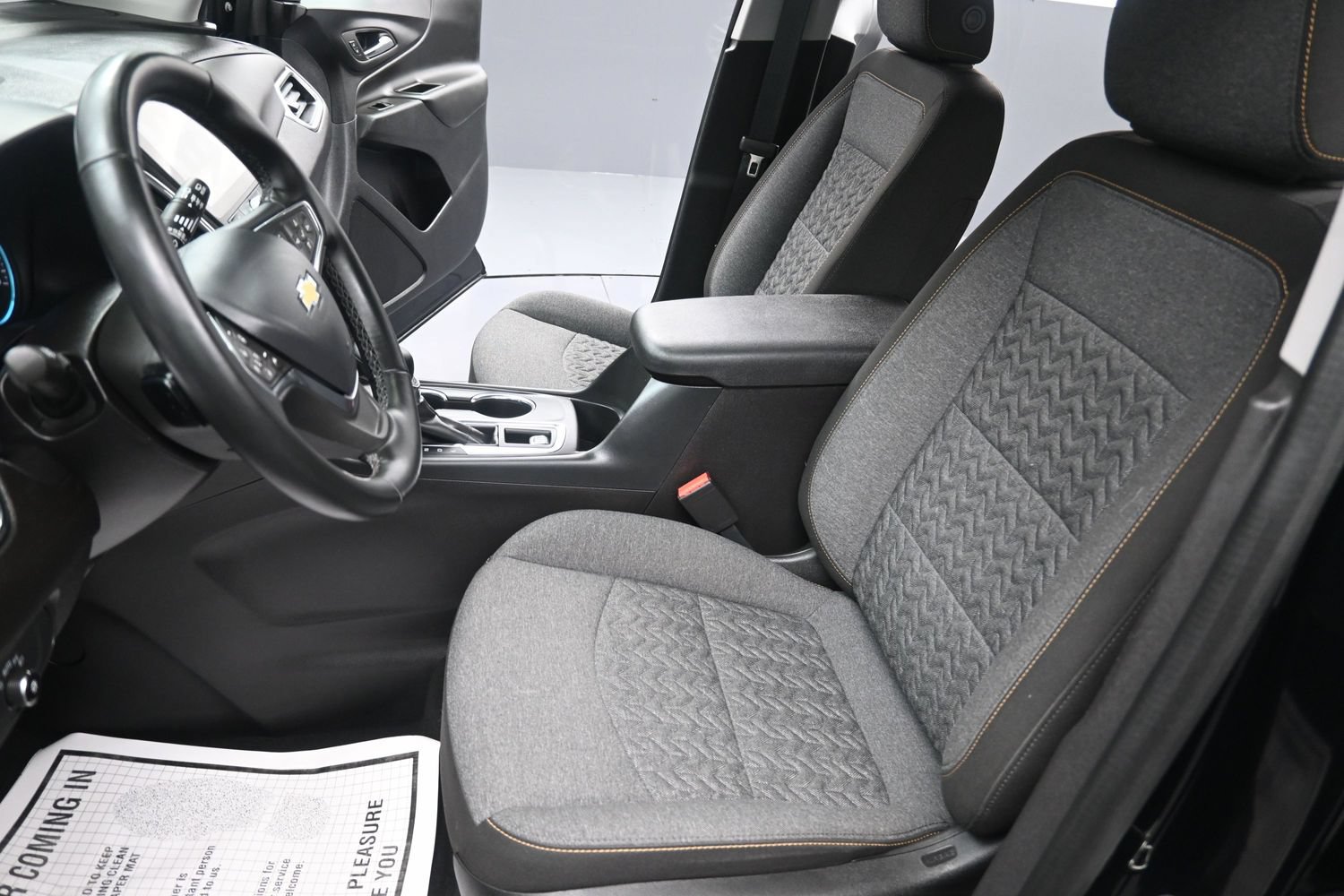 Used 2024 Chevrolet Equinox LT AWD/4WD image 17