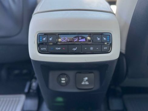 Used 2025 Hyundai Palisade Calligraphy AWD/4WD image 38