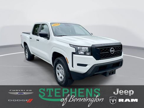 Used 2024 Nissan Frontier S w/ Technology Package AWD/4WD image 1