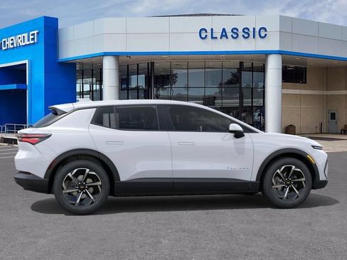 New 2026 Chevrolet Equinox EV LT FWD image 5