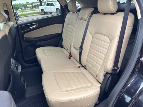 Used 2020 Ford Edge SEL w/ Convenience Package AWD/4WD image 41