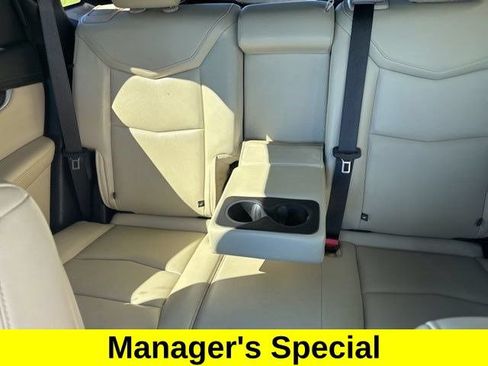 Used 2019 Cadillac XT5 FWD image 28