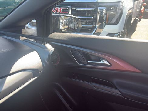Used 2024 Chevrolet Equinox EV RS FWD image 24