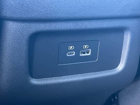 New 2025 Nissan Pathfinder S image 15