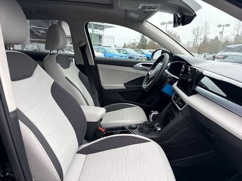 New 2026 Volkswagen Taos SE AWD/4WD image 11