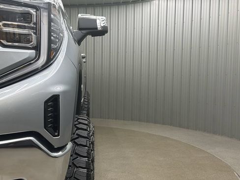 Used 2026 GMC Sierra 1500 SLT w/ SLT Premium Plus Package AWD/4WD image 16