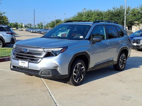 New 2026 Subaru Forester Premium AWD/4WD image 3