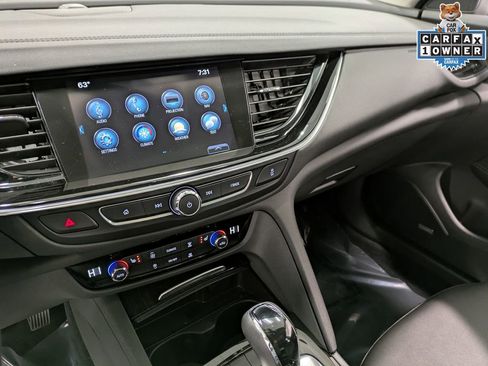 Used 2018 Buick Regal Essence w/ Driver Confidence Package #1 image 12