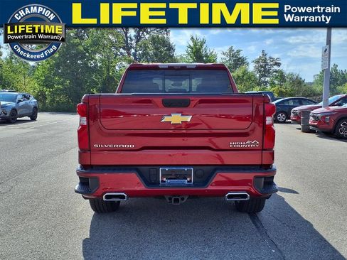 Used 2024 Chevrolet Silverado 1500 High Country w/ High Country Premium Package AWD/4WD image 6