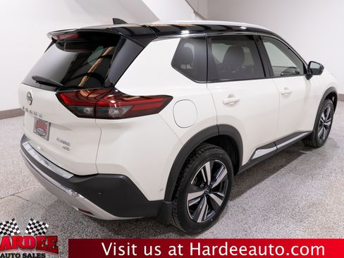 Used 2023 Nissan Rogue Platinum w/ Platinum Premium Package image 5