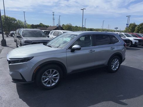 Used 2025 Honda CR-V EX image 1