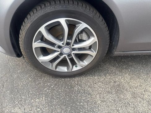 Used 2016 Mercedes-Benz C 300 4MATIC Sedan image 11