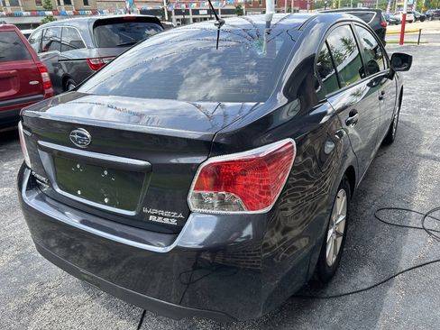 Used 2014 Subaru Impreza 2.0i Premium w/ Popular Package #2 AWD/4WD image 4