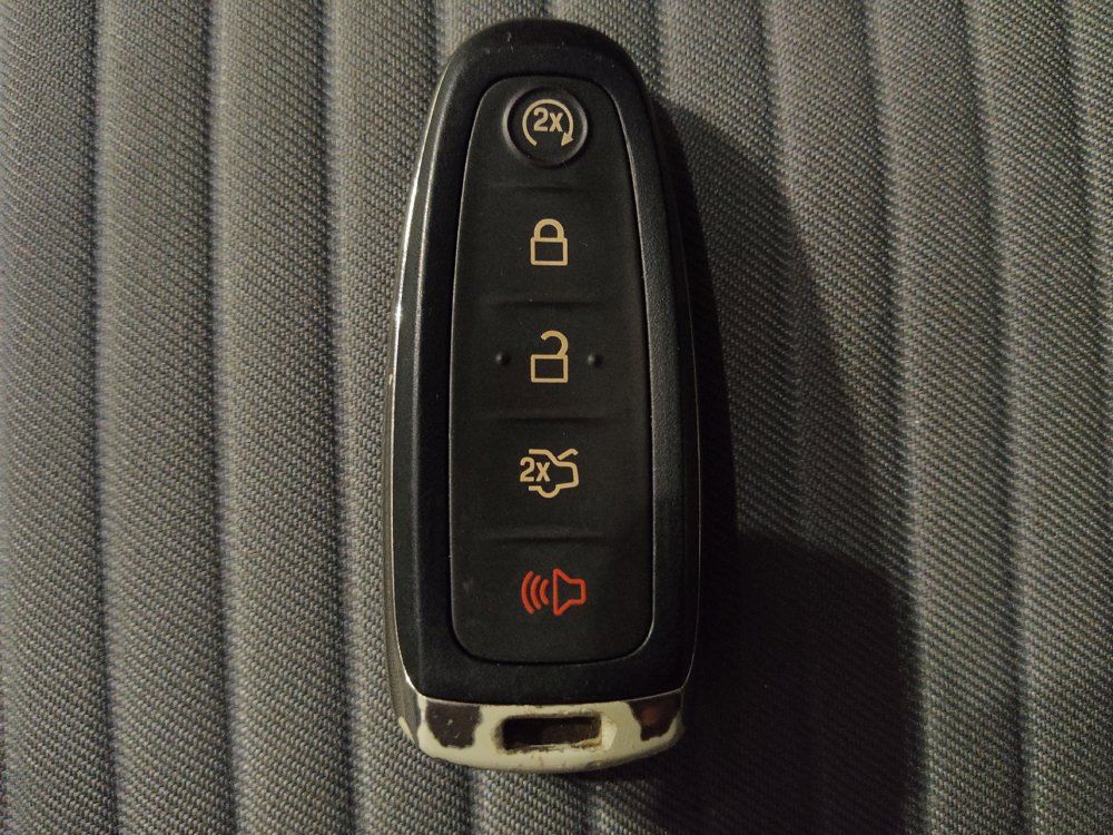 Used 2019 Ford Escape SE FWD image 32