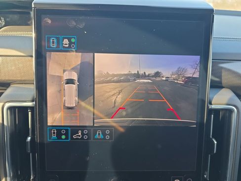 New 2026 GMC Yukon Elevation image 3