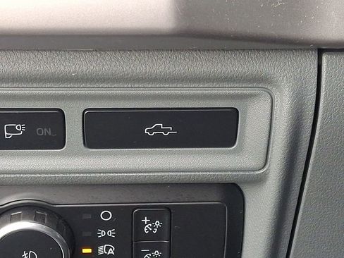 Used 2022 Ford F150 XLT w/ Equipment Group 302A High image 28