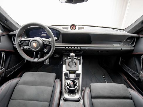 Used 2026 Porsche 911 GT3 RWD image 10