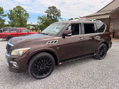Used 2017 INFINITI QX80 4WD w/ Driver Assistance Package image 4
