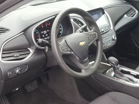 Certified 2024 Chevrolet Malibu LT image 10