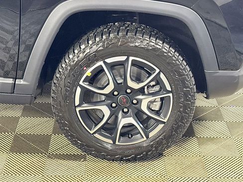 New 2026 Jeep Compass Trailhawk w/ Sun, Sound & Navigation Group image 24