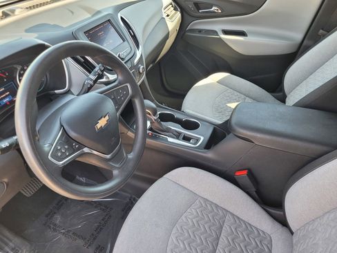 Used 2022 Chevrolet Equinox LT FWD image 16