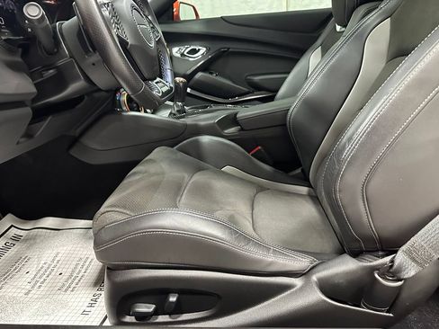 Used 2021 Chevrolet Camaro SS RWD image 12